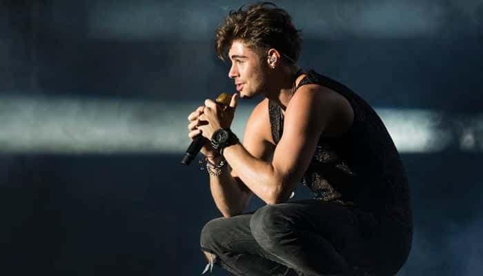 Léo Régis (Rafael Vitti) em cena de "Rock Story" (Foto: Globo/Cesar Alves)