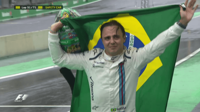 Felipe Massa após deixar o GP Brasil em despedida (Foto: Reprodução/Globo)