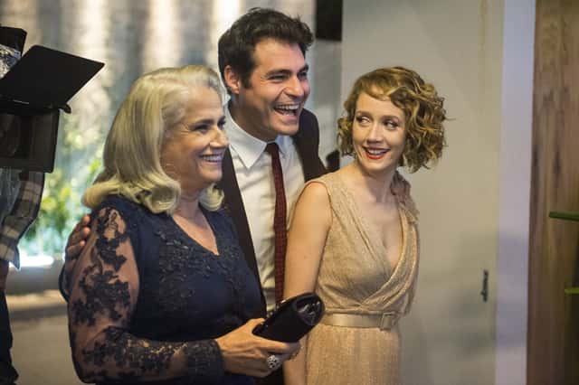 Magnólia (Vera Holtz), Ciro (Thiago Lacerda) e Vitória (Camila Morgado)