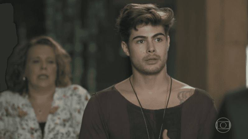 Rafael Vitti (Léo Régis) em cena de "Rock Story" (Foto: Reprodução/Globo)