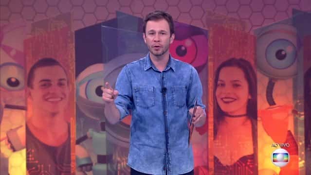 Tiago Leifert na estreia do "BBB17" (Foto: Reprodução/Globo)