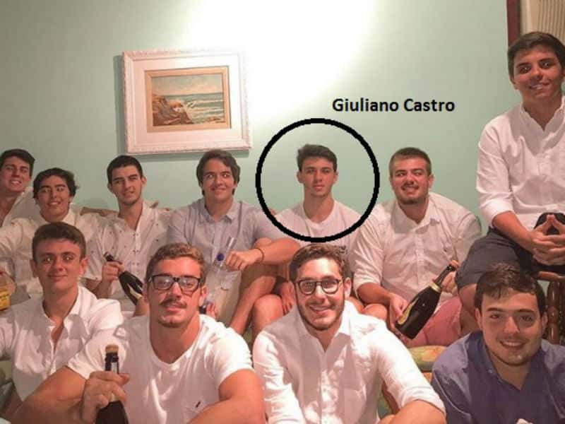 Vinícius Bonemer, Giuliano Castro e os amigos no réveillon em Búzios (Foto: Reprodução/Instagram)