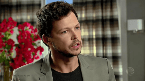 Guilherme Berenguer (Francisco) em cena de "Vidas em Jogo" (Foto: Reprodução/Globo)