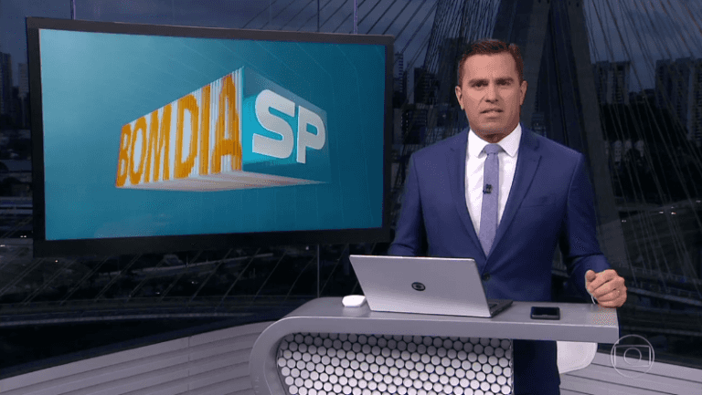 Rodrigo Bocardi no comando do "Bom Dia São Paulo" (Foto: Reprodução/Globo)