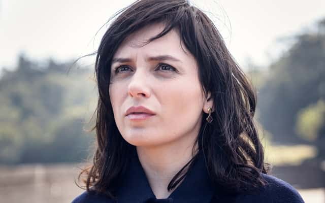 Celeste (Monica Iozzi) (Foto: Globo/Ramón Vasconcelos)