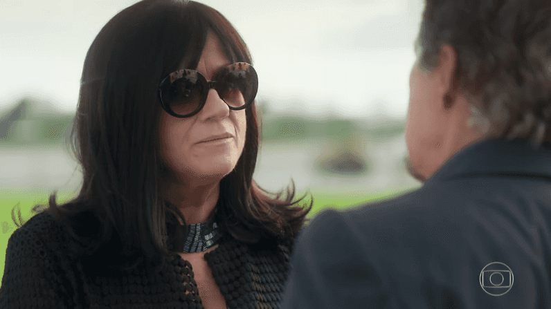 Magnólia (Vera Holtz) em cena de "A Lei do Amor" (Foto: Reprodução/Globo)