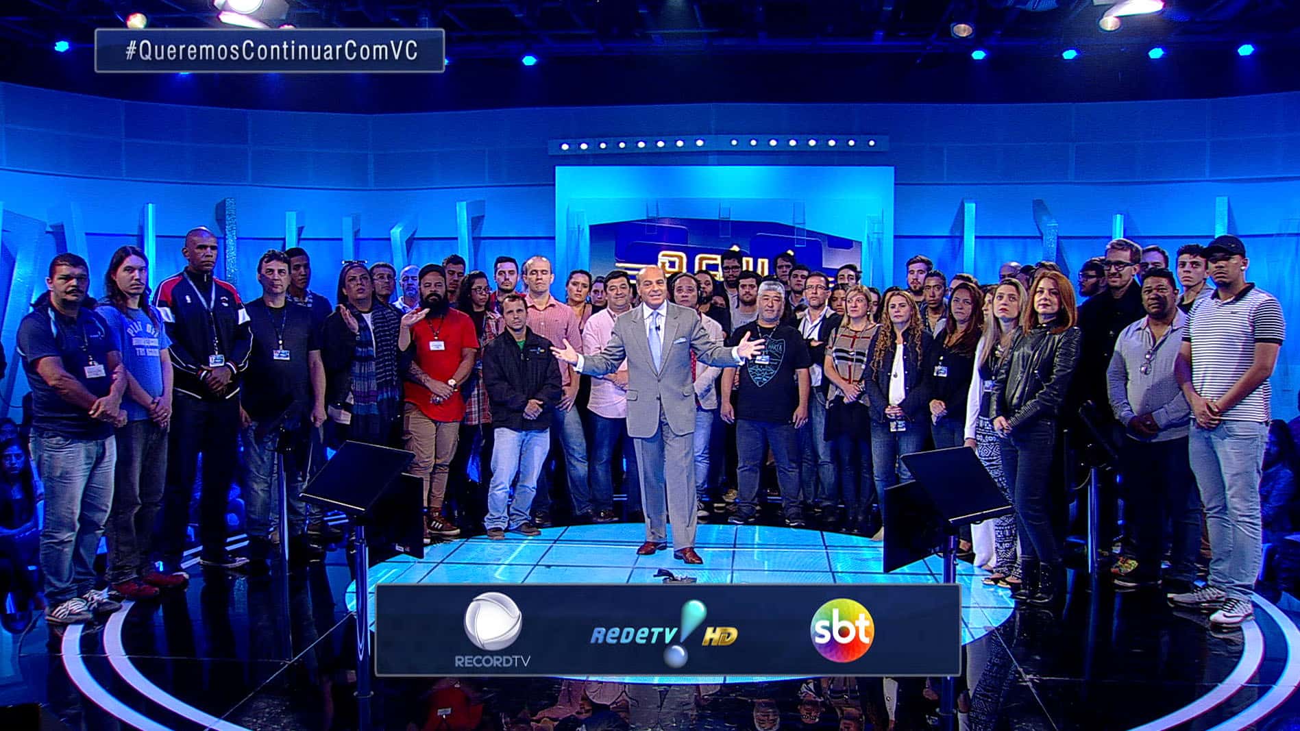 Marcelo de Carvalho grava nova chamada sobre situação da emissora com operadoras de TV paga (Crédito/foto: Divulgação/RedeTV!