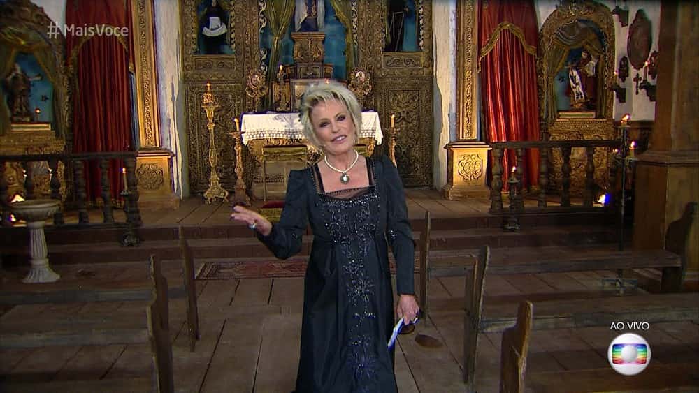 Ana Maria apresenta o 'Mais Você' direto do 'Novo Mundo' (Foto: TV Globo)