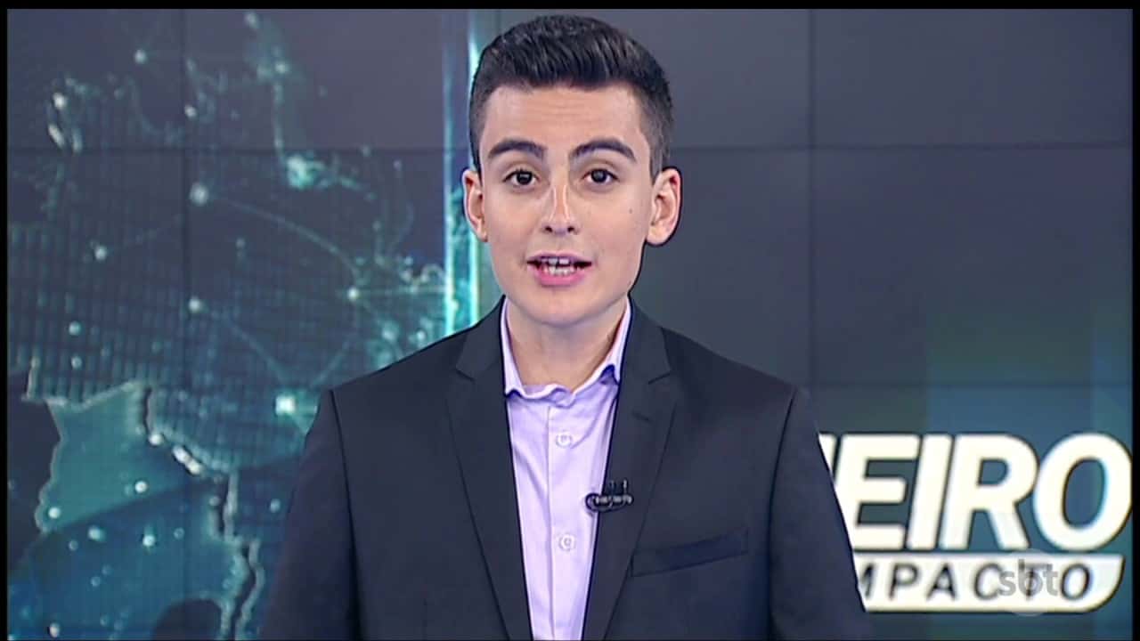 O apresentador Dudu Camargo. (Foto: Reprodução/SBT)