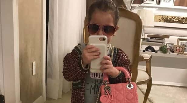 Filha de Wesley Safadão, a pequena Ysis. (Foto: Reprodução/Instagram)