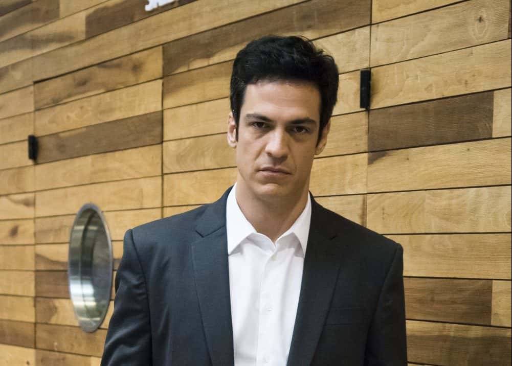 Mateus Solano dá vida ao empresário Eric em Pega Pega (Foto: César Alves/Globo)