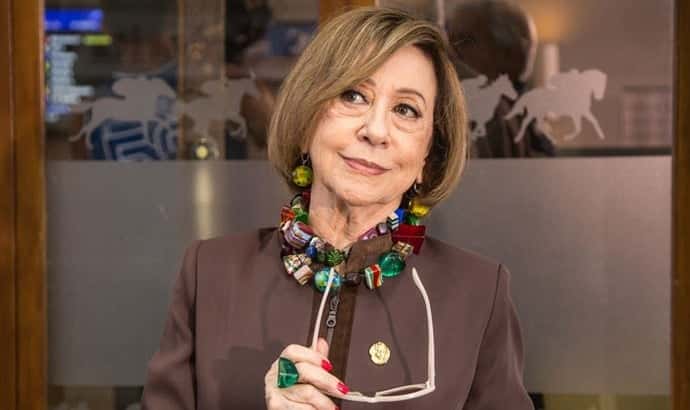 Fernanda Montenegro em "Mister Brau". (Foto: Divulgação/TV Globo)