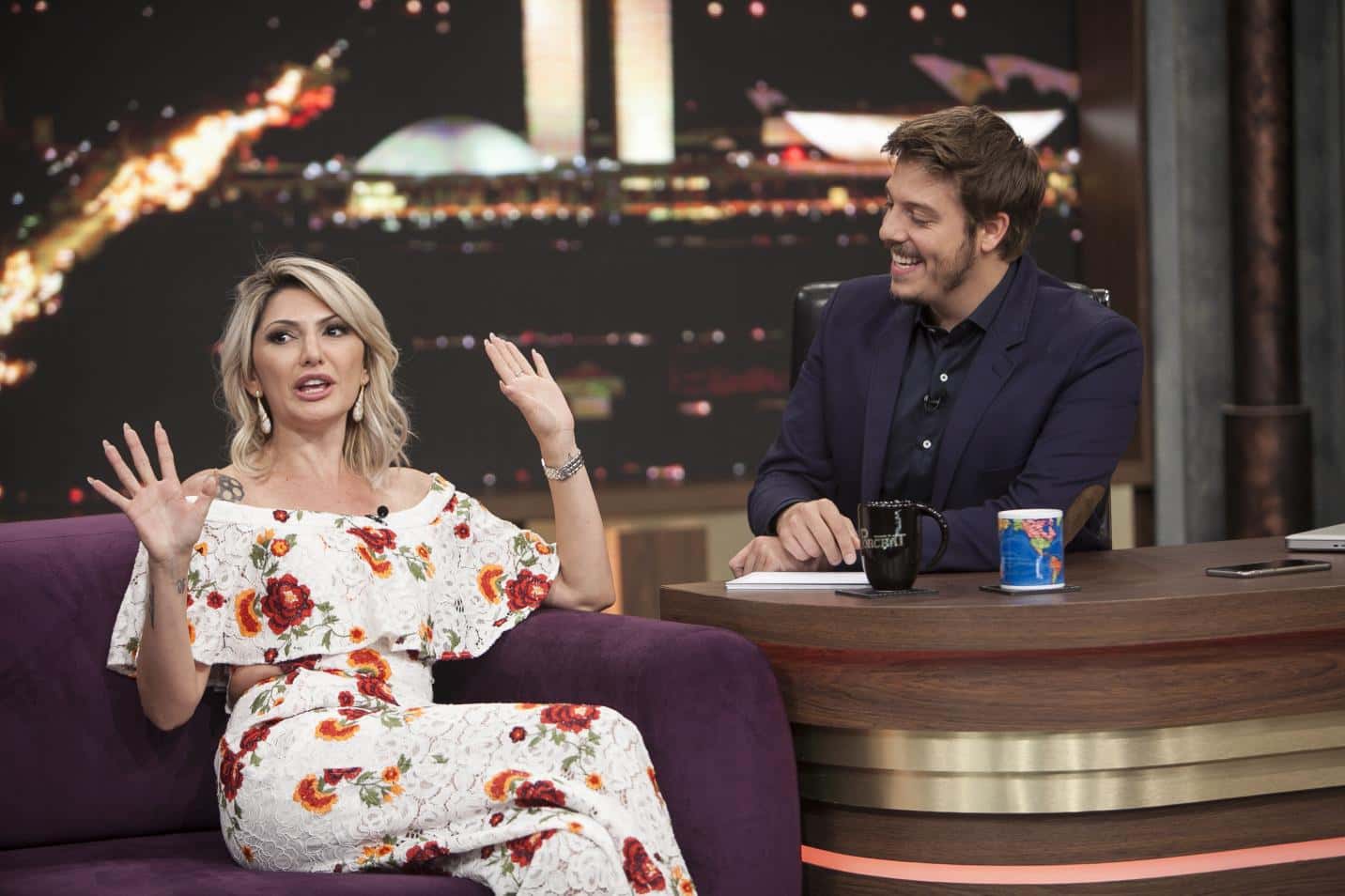 Antônia Fontenelle participou do "Programa do Porchat" - Edu Moraes/Record TV