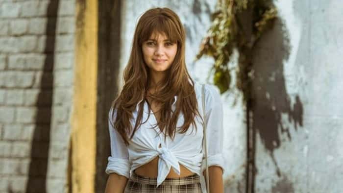 Sophie Charlotte que atualmente vive na telinha Alice (Foto: Divulgação/TV Globo)