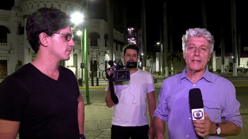 O jornalista Caco Barcellos no "Profissão Repórter" (Foto: Reprodução/Globo)