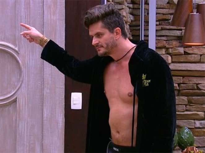 Marcos no "BBB 17" (Foto: Divulgação/Globo)