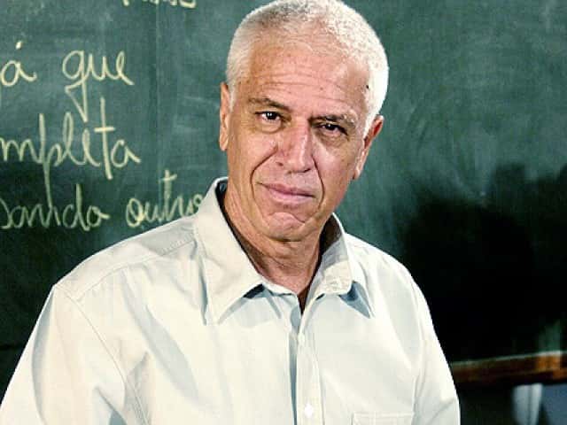 Professor Pasqualete em "Malhação" (Foto: Divulgação)
