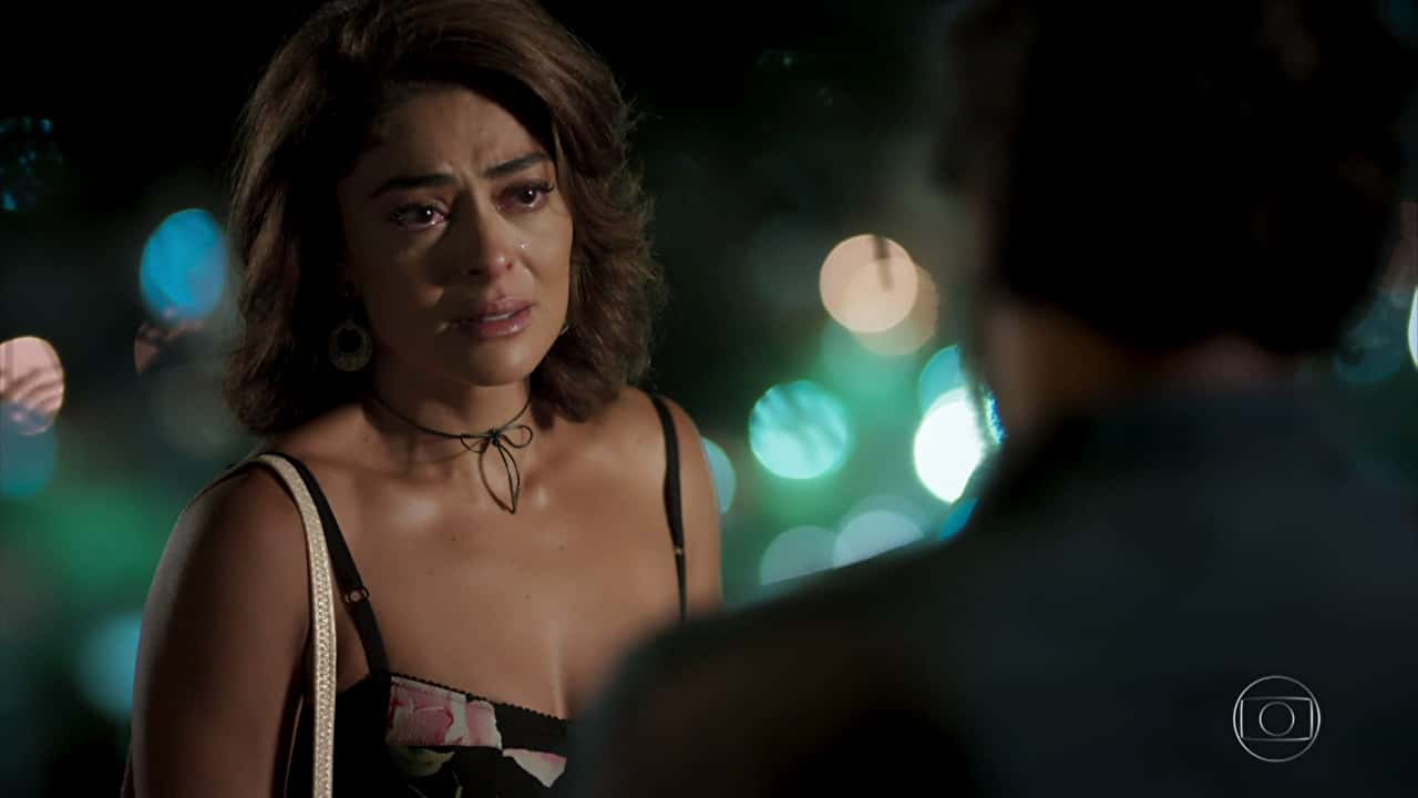 Bibi (Juliana Paes) e Caio (Rodrigo Lombardi) em cena de "A Força do Querer" (Foto: Reprodução/Globo)