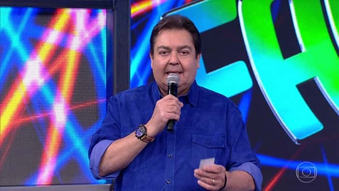 Fausto Silva no comando do "Domingão" (Foto: Reprodução/Globo)