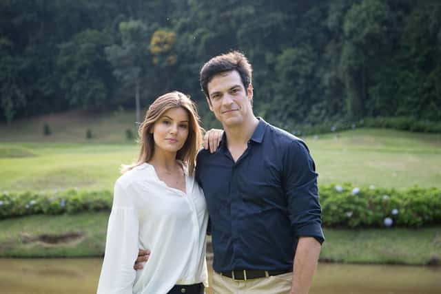 Luiza (Camila Queiroz) e Eric (Mateus Solano) (Foto: Globo/Adriana Garcia)