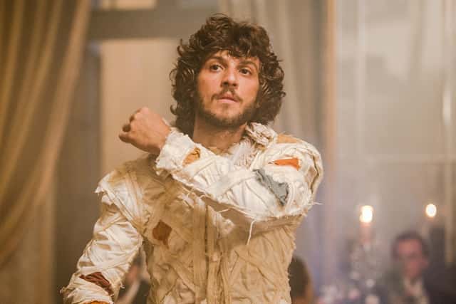 Chay Suede em cena de "Novo Mundo" (Foto: Globo/Raquel Cunha)