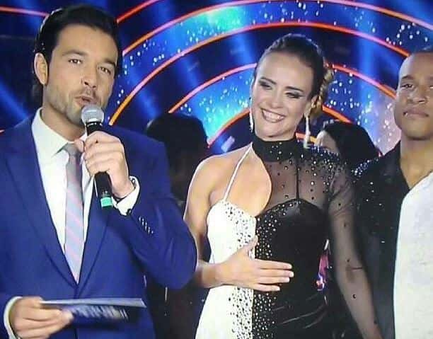 Sergio Marone ao lado de juliana Silveira. Foto - reprodução/RecordTV.