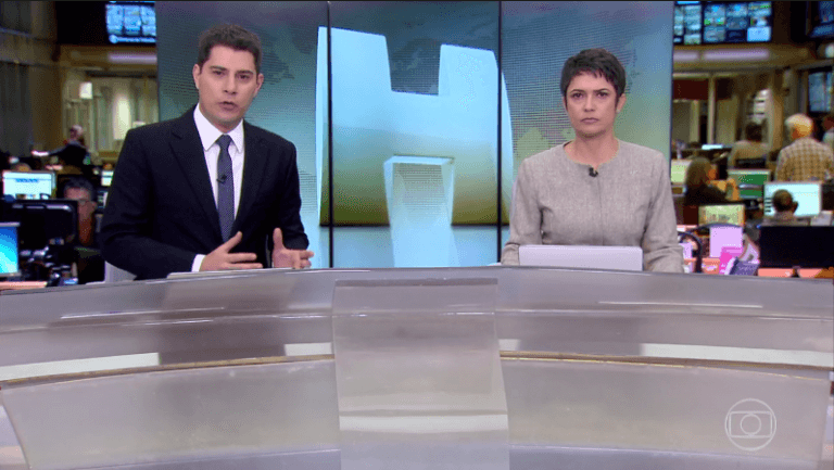 Os apresentadores Evaristo Costa e Sandra Annenberg no "Jornal Hoje" (Foto: Reprodução/Globo)