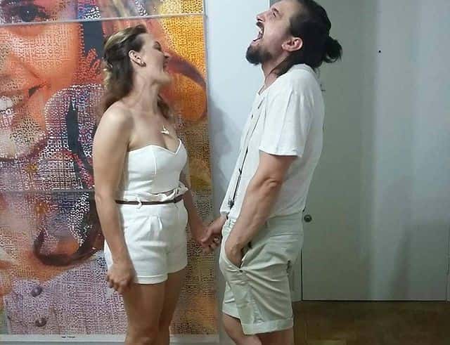 Aderlize sorrindo com o marido (Foto: Reprodução)
