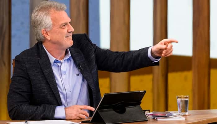 Pedro Bial em seu talk show na Globo (Foto: Globo/Ramón Vasconcelos)