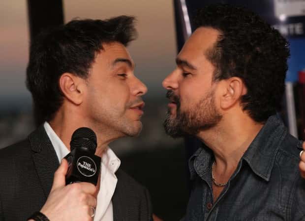 Zezé Di Camargo e Luciano em momento íntimo (Foto: Reprodução)