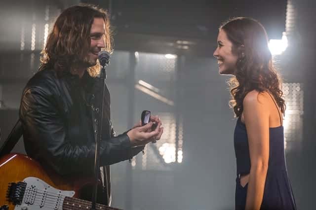 Gui (Vladimir Brichta) e Júlia (Nathalia Dill) em cena de "Rock Story" (Foto: Globo/Paulo Belote)