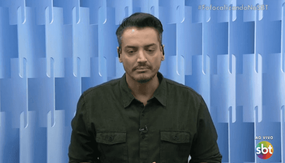 O apresentador Leo Dias do "Fofocalizando". (Foto: Reprodução/SBT)