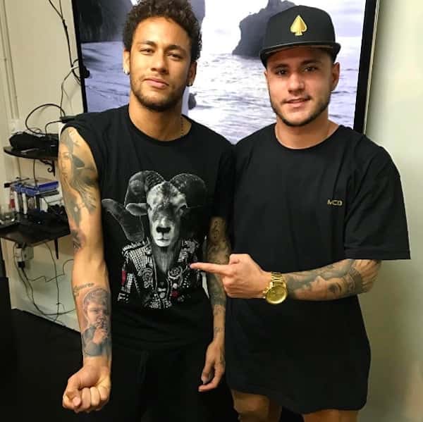 O jogador Neymar fez mais uma tatuagem. (Foto: Reprodução/Instagram)