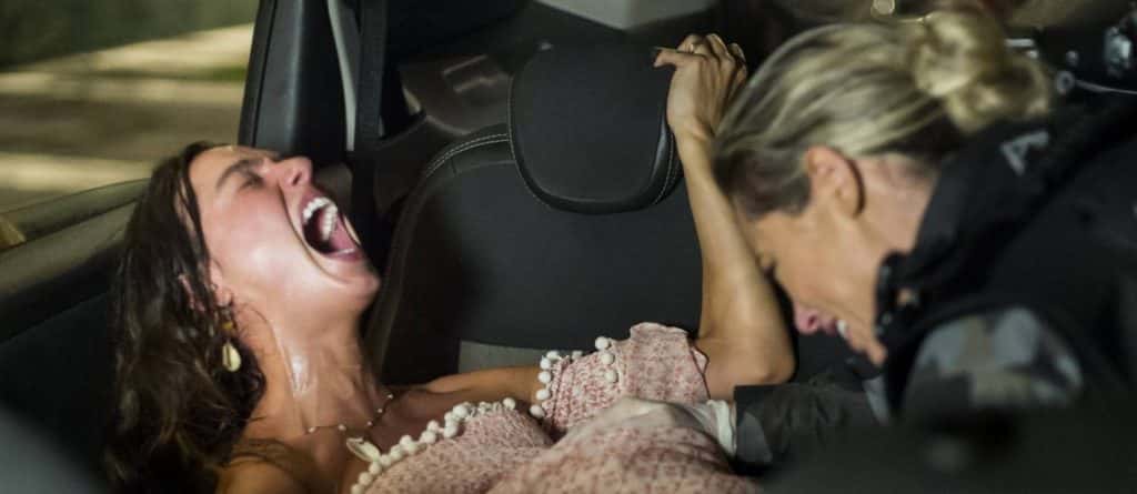 Ritinha dando á luz. (Foto: Reprodução/Globo)