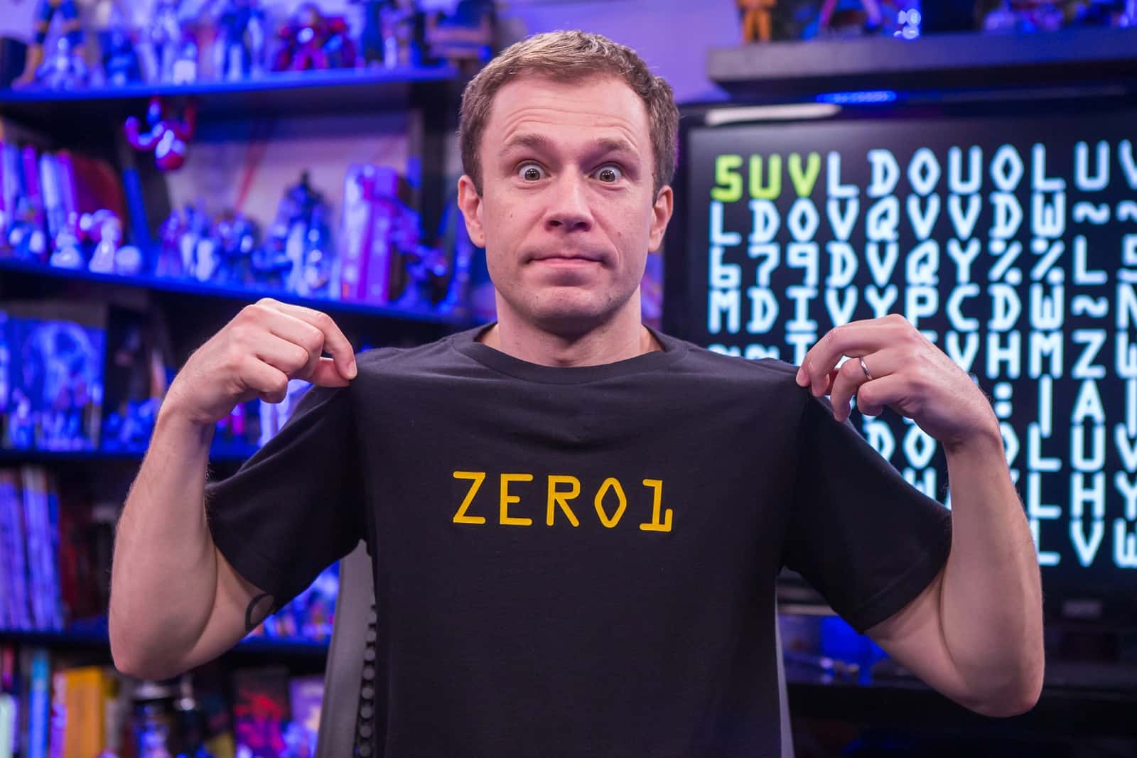 Tiago anuncia novidades no "Zero 1". (Foto: Artur Meninea/Gshow)