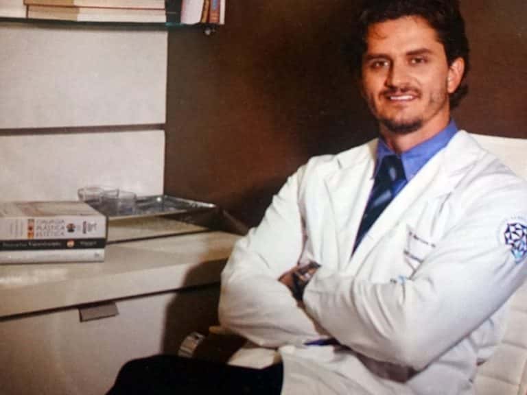 Marcos antes de entrar no "BBB" (Foto: Reprodução)