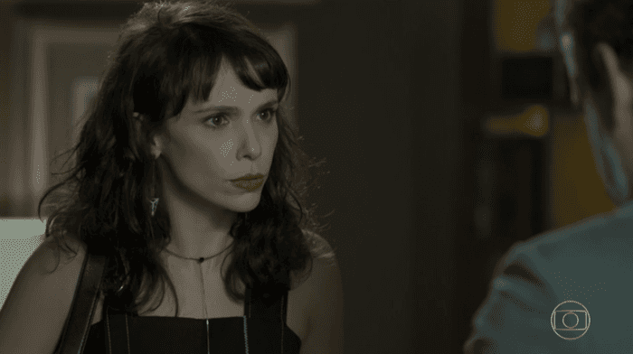 Irene (Débora Falabella) em cena de "A Força do Querer" (Foto: Reprodução/Globo)