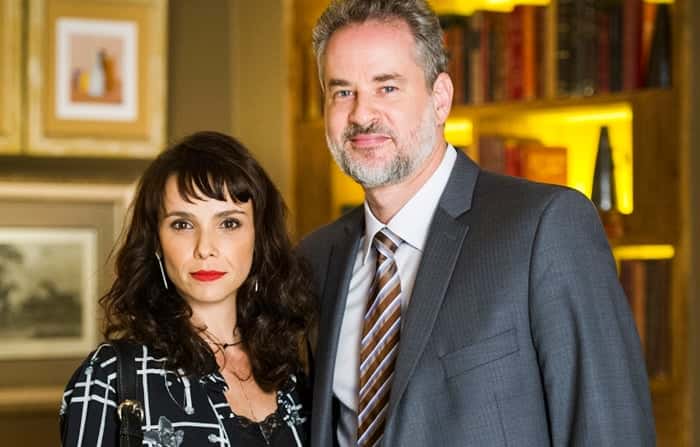 Irene (Débora Falabella) e Eugênio (Dan Stulbach) em "A Força do Querer" (Foto: Globo/João Miguel Júnior)