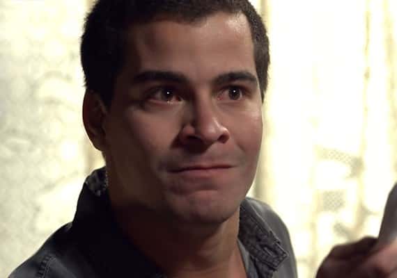 Thiago Martins em cena da novela "Império" (Foto: Reprodução)