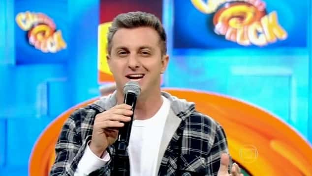 Luciano Huck no comando do "Caldeirão" na Globo (Foto: Reprodução/Globo)