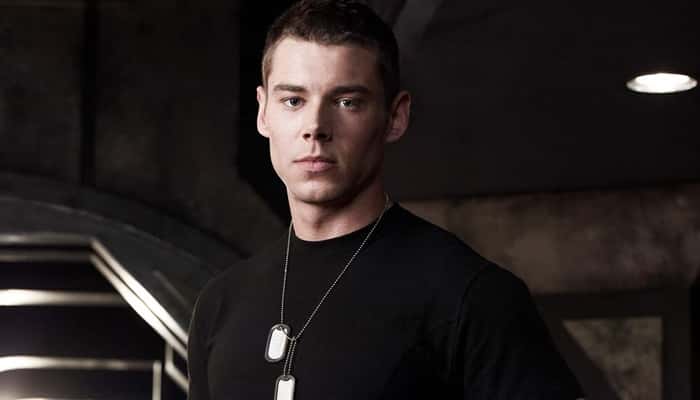 O ator Brian J. Smith em "Sense8" (Foto: Divulgação)