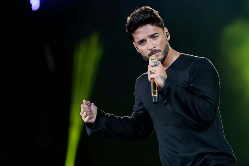 Cantor Maluma posta foto com Neymar (Foto: Reprodução)