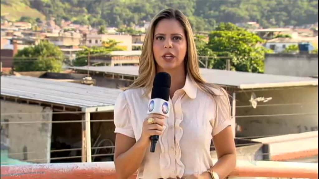 Isabela Veiga foi demitida (Foto: Reprodução/Youtube)