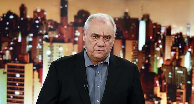 Marcelo Rezende, apresentando o "Cidade Alerta" (Foto: Reprodução)