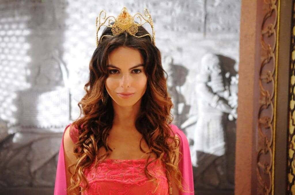Sthefany Brito na Record (Foto: Divulgação)