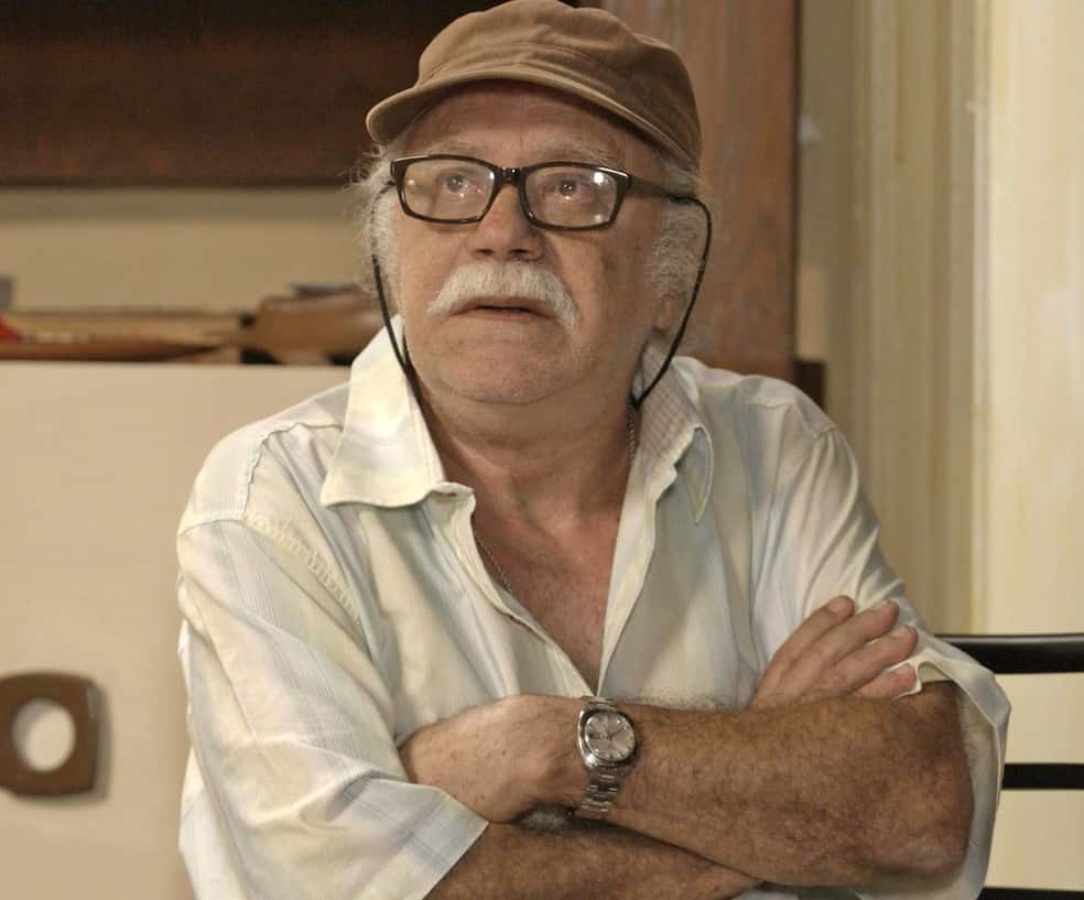 Seu Abel será desmascarado pela ex (Foto: Reprodução/Globo)