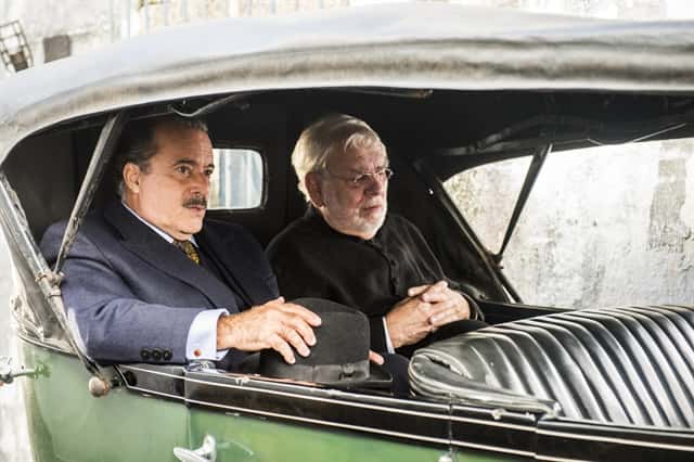 José Augusto (Tony Ramos) e Padre João (José Augusto Branco) em 'Tempo de Amar' (Foto: Globo/João Miguel Júnior)