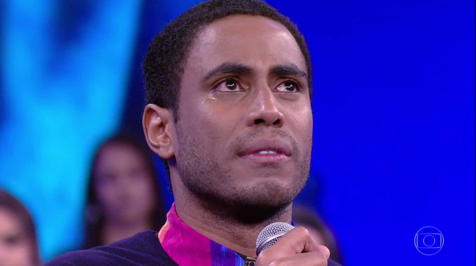 Ícaro Silva (Foto: Reprodução/Globo)