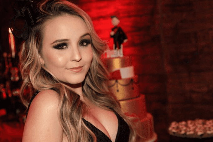 Atriz Larissa Manoela (Reprodução/Instagram)