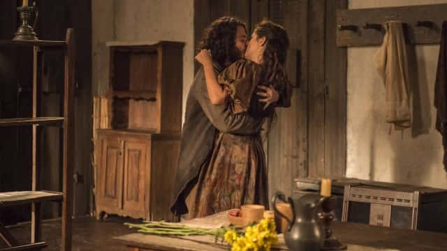 Elvira e Hugo em "Novo Mundo" (Foto: Divulgação)